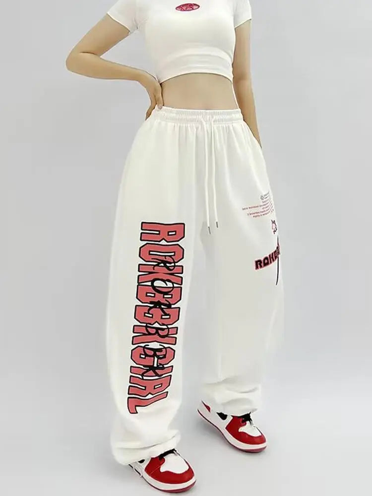 Calças Casuais Femininas de Verão – Estilo Retro & Design Elegante
Leves, confortáveis e com secagem rápida, estas calças de cintura subida combinam o estilo retro urbano com a versatilidade da moda casual. O corte per