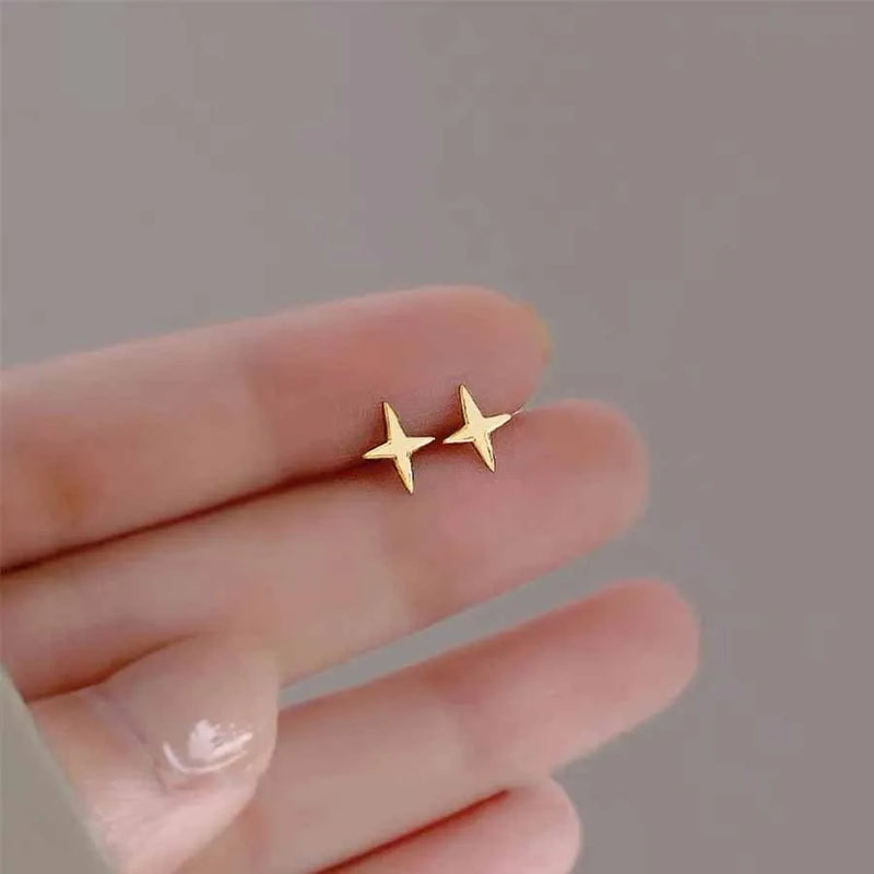 Brinco Pequeno Estrela em Prata 925 – Elegância Delicada para o Dia a Dia

Descubra a simplicidade sofisticada deste brinco pequeno em formato de estrela, feito em prata 925 de alta qualidade. Ideal para quem procura um ac