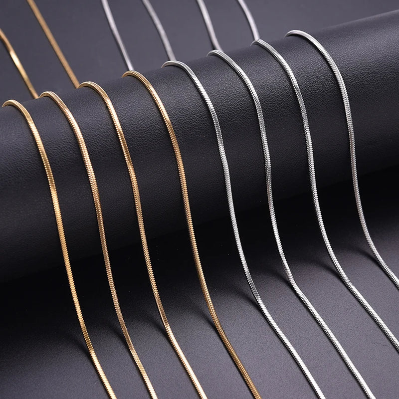 Colar Corrente Estilo Cobra em Aço Inoxidável – 45cm a 70cm
Joia versátil e intemporal para homens e mulheres

💎 Ideal para revenda ou uso pessoal, este colar tipo cobra é feito em aço inoxidável de alta qualidade,