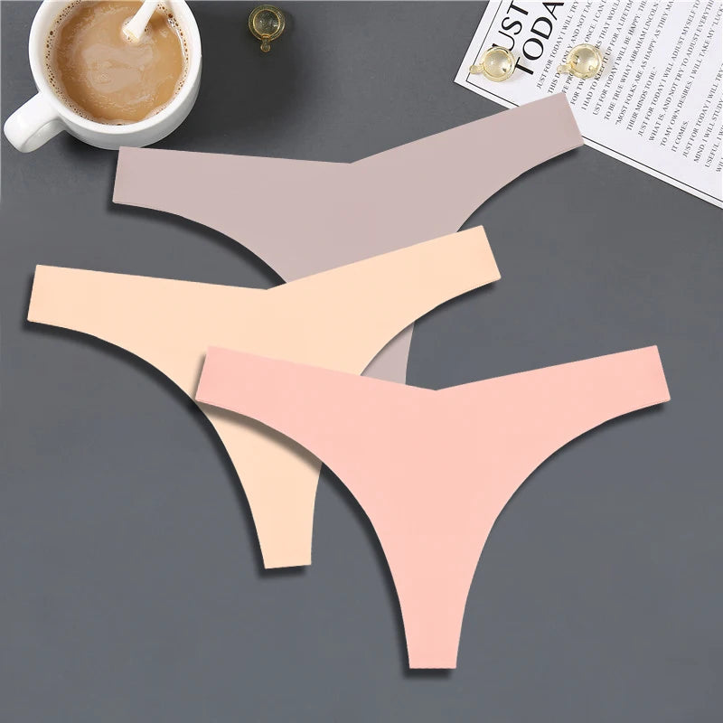 INETOO – Pack de 3 Calcinhas Femininas em Seda Fria
Modelo V-Cintura • Sem Costuras • Respirável • Sensual & Confortável

Descubra o equilíbrio perfeito entre conforto e sensualidade com este pack de 3 calcinhas FI
